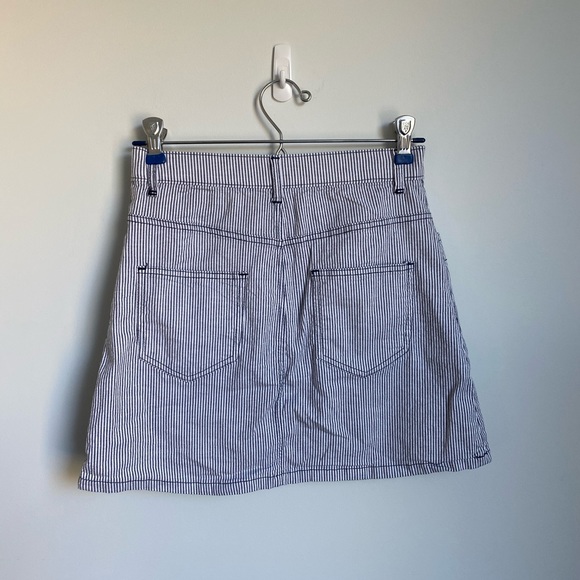 Brandy Melville mini skirt - Picture 3 of 4